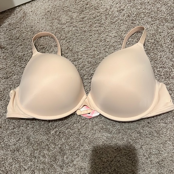 VS Pink Push up Bra - Picture 1 of 3
